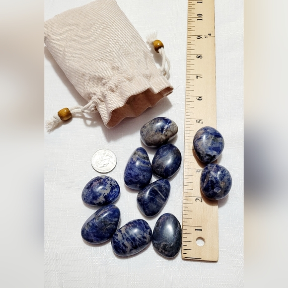 Sodalite Worry Free Stone, Blue Sodalite Pocket, Energy Healing Metaphysical - Picture 3 of 5